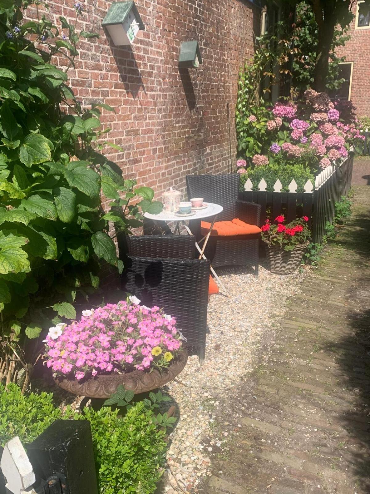 Apartamento "Het Steechje" In Ie Bij Schiermonnikoog En Ameland Ee Exterior foto
